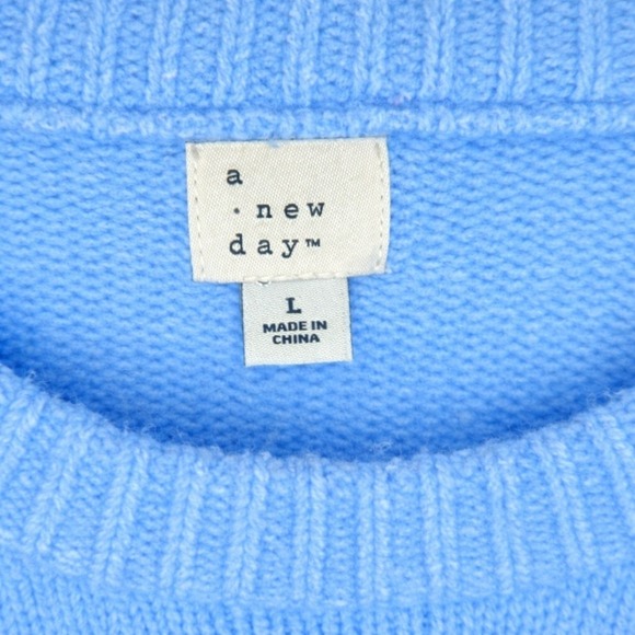 A New Day Blue Bow Knit Sweater Womens Large Soft Crewneck Pullover - Picture 4 of 4